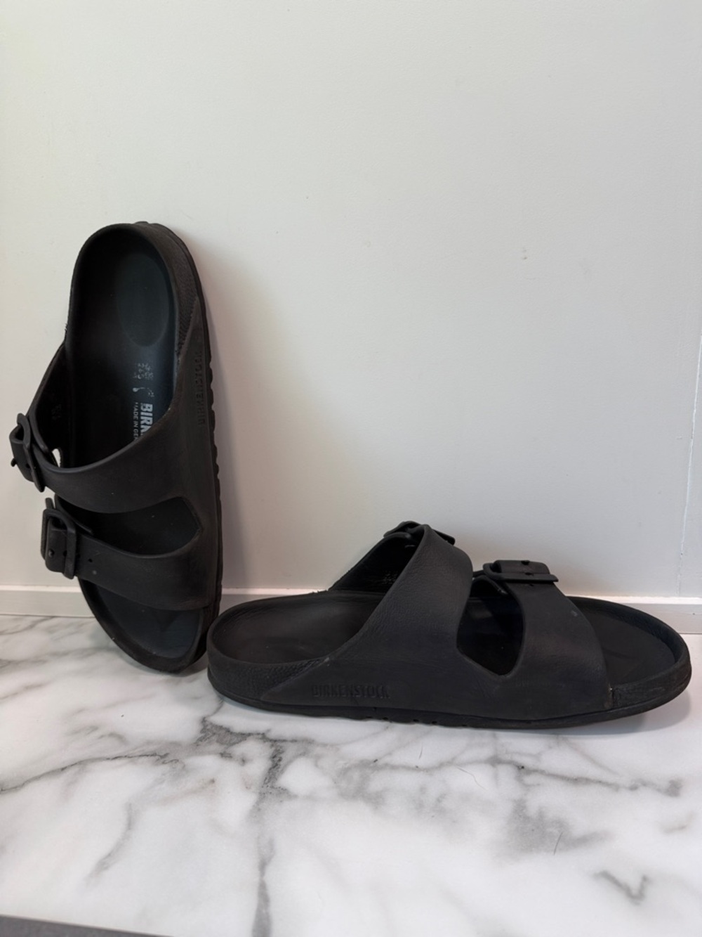 Birkenstock Arizona women’s size 38 EVA sandal in black - Picture 2 of 8